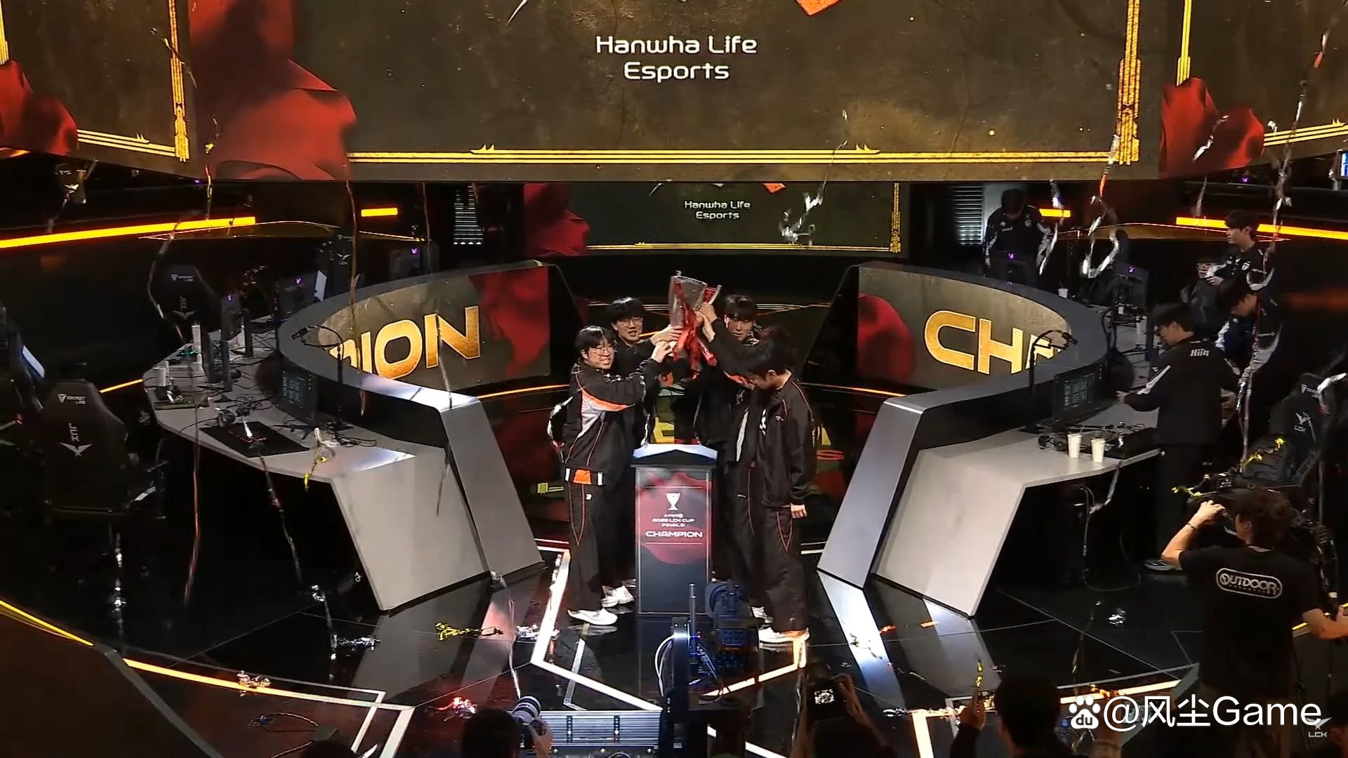 开云体育-JDG血洗TES，JackeyLove拿下关键大龙激烈交锋小组赛，强势挺进下一轮的简单介绍