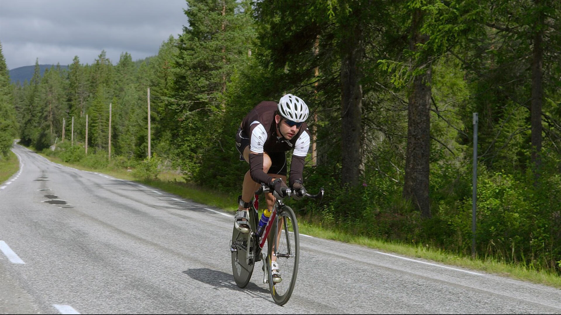 错位时空,伊布的三粒进球,如何让一场英格兰vs加纳的比赛变成哲学谜题?